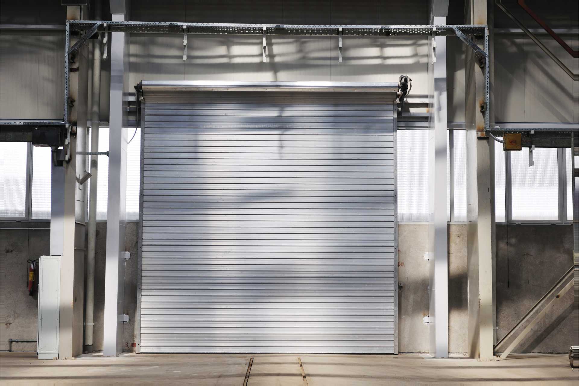Comprehensive Comparison of Steel vs. Aluminum Garage Doors